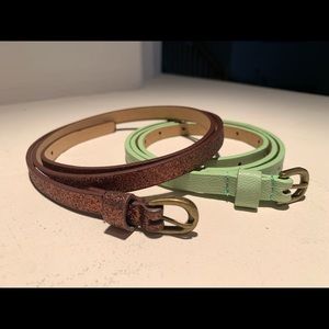 2 skinny belts